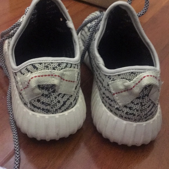 turtle dove yeezys 350 - Picture 4 of 4